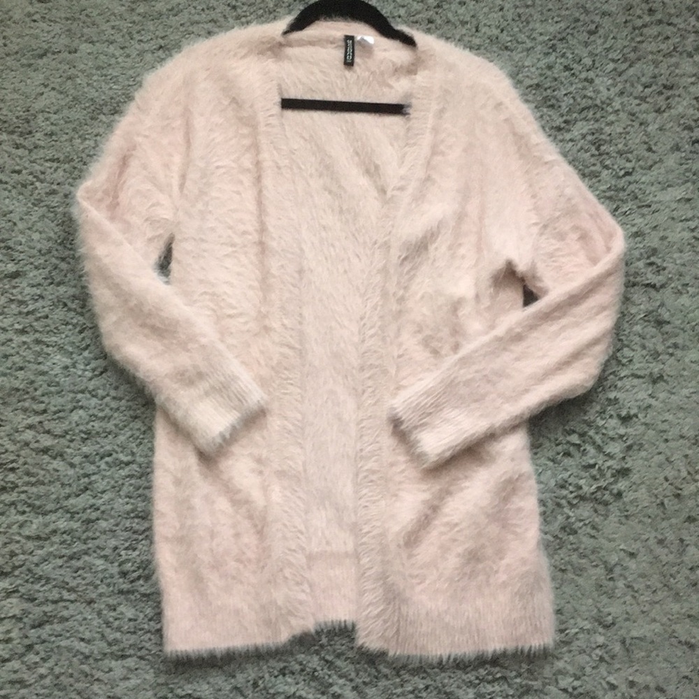 H&M Fluffy Cozy Pink Cardigan